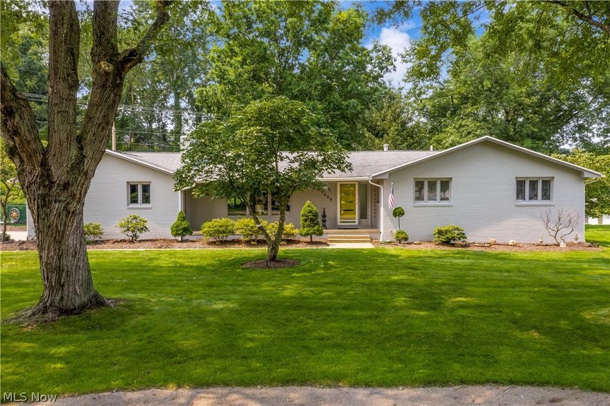 This Avondale brick ranch home located at the end of a cul de sac will blow you away!  Immaculately maintained and move in ready.  Updated, eat-in kitchen and bathrooms, finished lower level with new LED lighting, fenced in back yard, large deck for entertaining, and many more features.  The open floor plan features a formal living room, formal dining room, and gorgeous sunroom filled with lots of natural light.  Tons of storage throughout.  Don't miss out on this beautiful home!