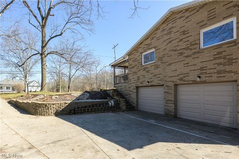 Tiny photo for 680 E State Street, Barberton, OH 44203 (MLS # 5190489)
