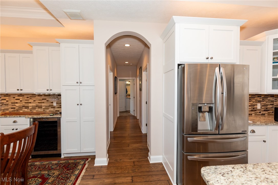 2604 Chateau Drive, Port Clinton, Ohio image 18