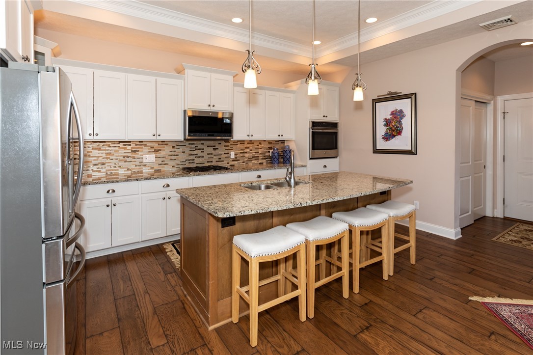 2604 Chateau Drive, Port Clinton, Ohio image 16