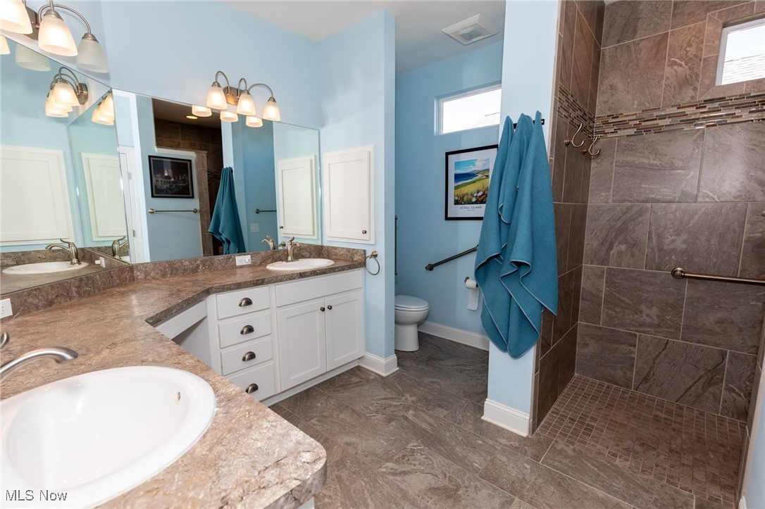2604 Chateau Drive, Port Clinton, Ohio image 26