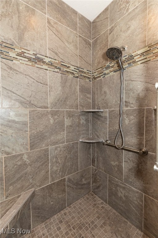 2604 Chateau Drive, Port Clinton, Ohio image 27
