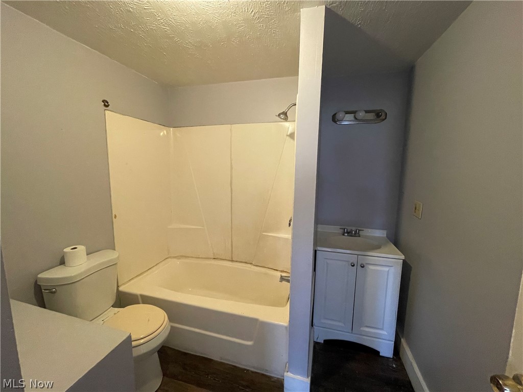 Hoyt - Residential