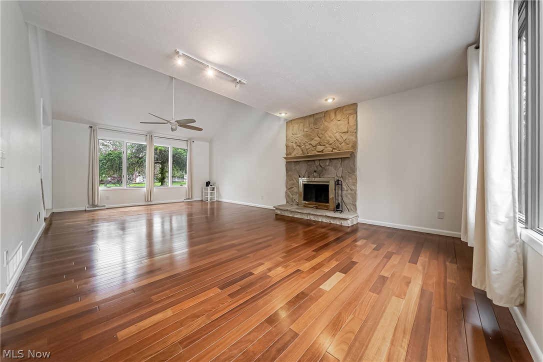 Highland Woods - Residential