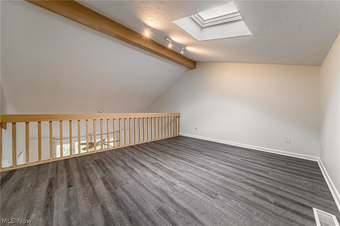 Highland Woods - Residential