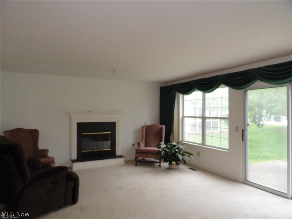 Prescott Green Condo - Residential