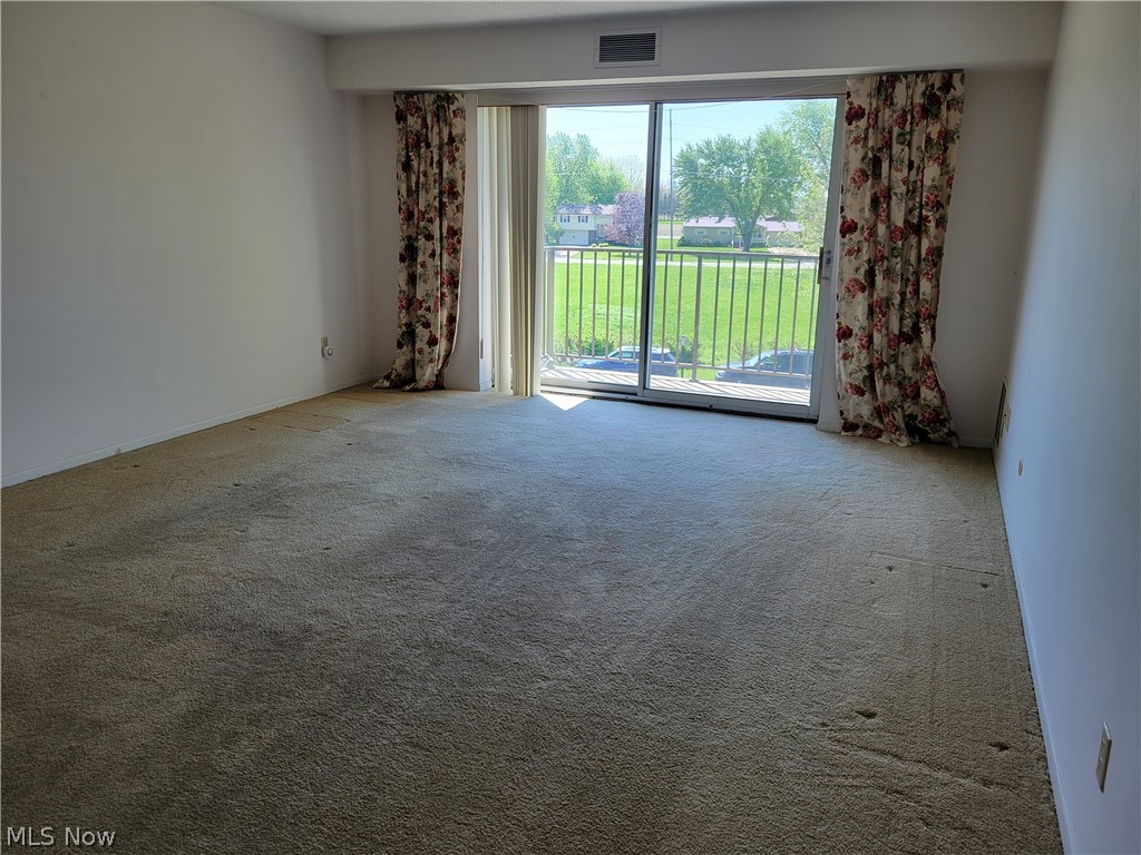 Lake Shore Bldg/Lk Wilmer Condo - Residential