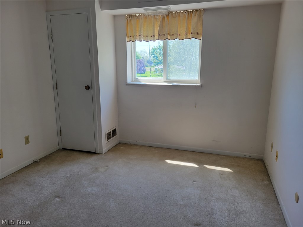 Lake Shore Bldg/Lk Wilmer Condo - Residential