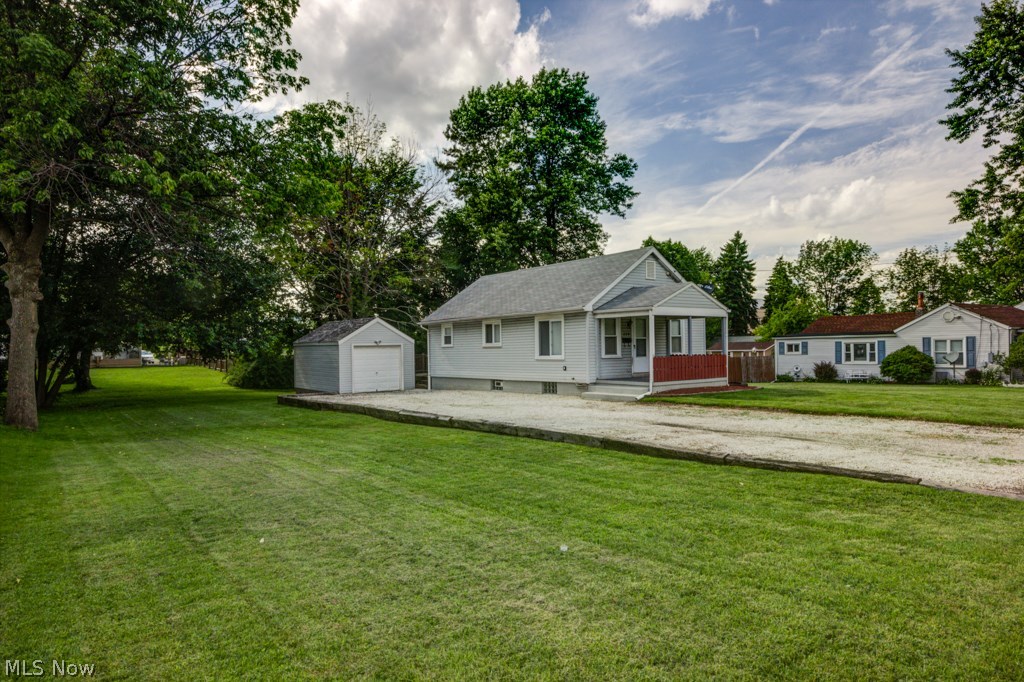 Tuxedo Park - Residential