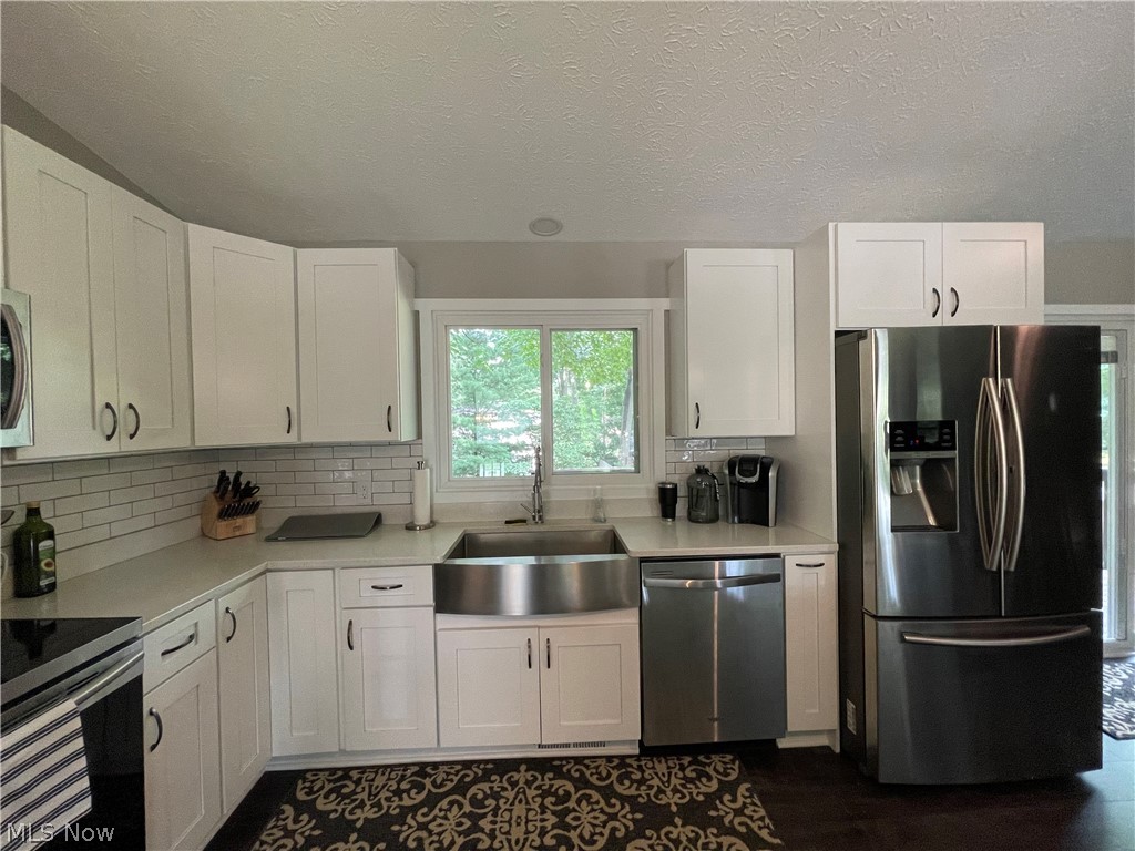 Monroe Manor - Residential