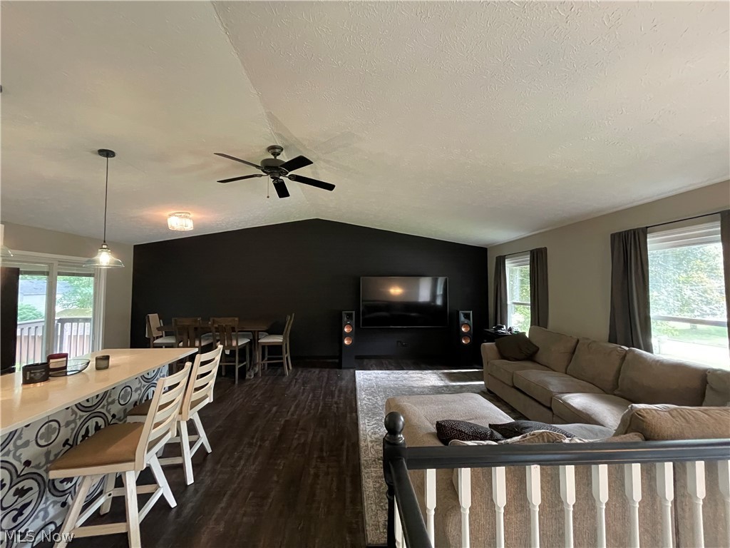 Monroe Manor - Residential