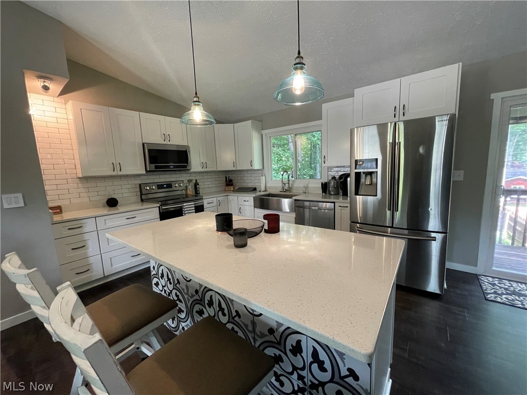 Monroe Manor - Residential