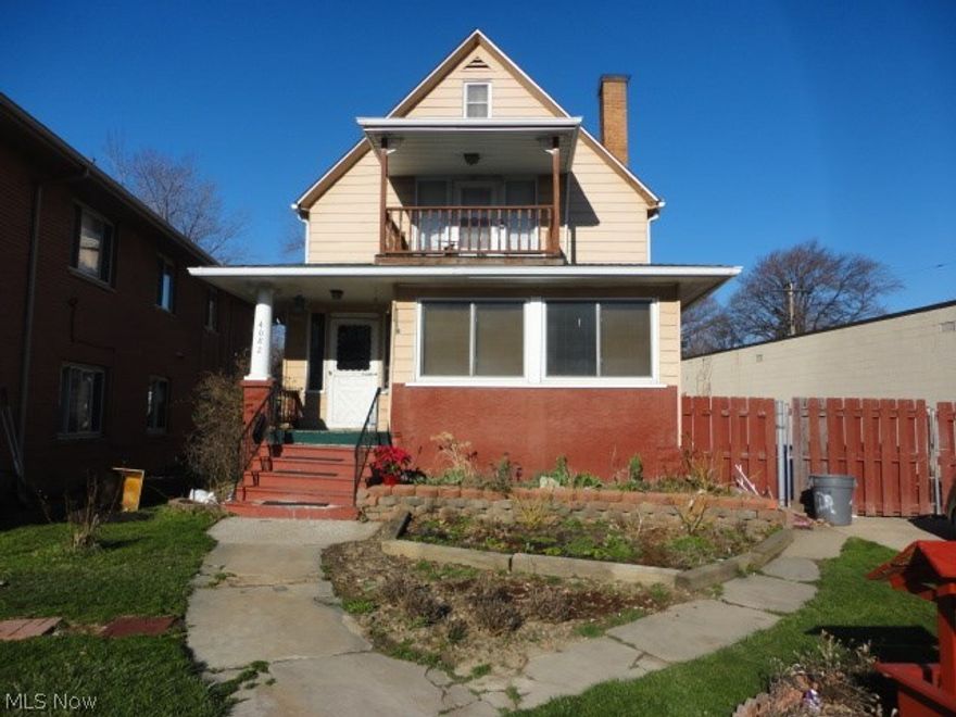 Nice West Park Double w/separate utilities. Roof tear off 2014 w/25-yr. warranty. Two brand new furnaces, vinyl windows, storage shed. Lower unit has A/C. Beautiful natural woodwork throughout.