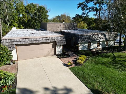 Homes For Sale - 2884 Clearview Drive<br/> Richland County, Lexington, OH 44904
