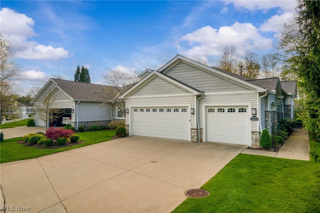Photo of 364 Blossom Lane, Orange Village, OH 44022 (MLS # 5199779)