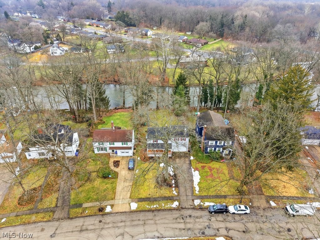 Cuyahoga River Estate - Residential