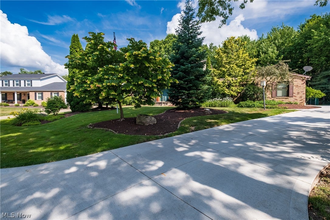 1431 Springhaven Circle NE