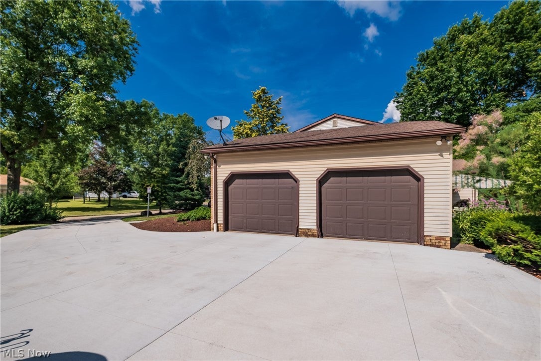 1431 Springhaven Circle NE