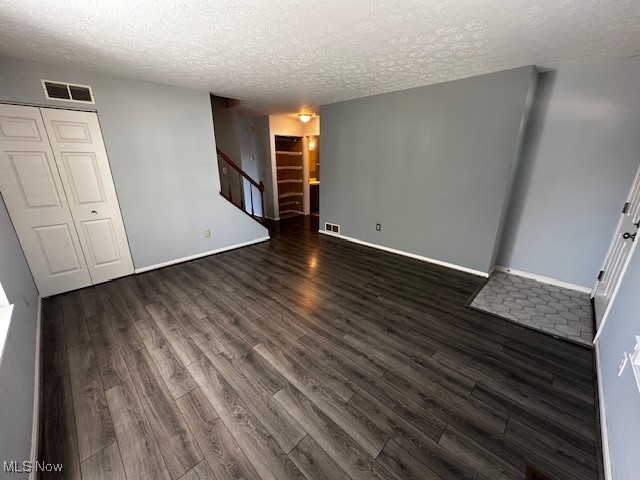 Bayberry Lane Condo - Residential