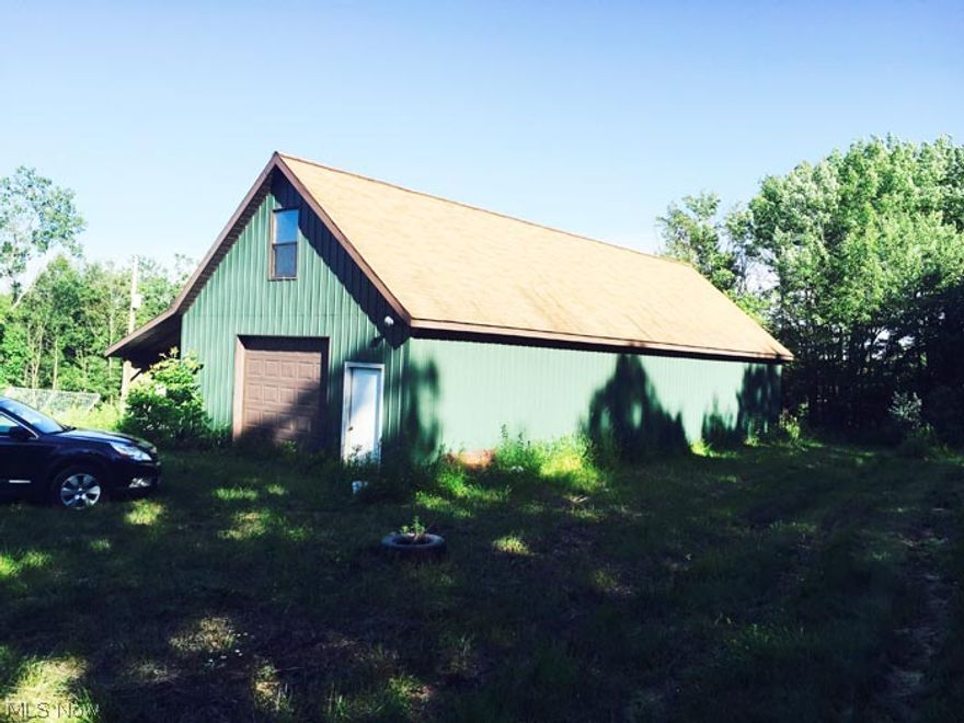 Absolute auction,  all sells to the highest bidder on location:   MONDAY – JULY 20, 2015 – 5:30 PM Secluded 7.9 Acres Mostly Wooded with 24 X 60 Heated Pole Building with 10’ X 60; Lean-too – Built 2001 – Mineral Rights Transfer – Lawrence Twp – Tusc. Valley Schools – Tuscarawas County  TERMS ON REAL ESTATE: 10% down auction day, balance due at closing. Buyer's premium of 10% to be added to the final bid to establish the purchase price. Any desired inspections must be made prior to bidding. All information contained herein was derived from sources believed to be correct. Information is believed to be accurate but not guaranteed.