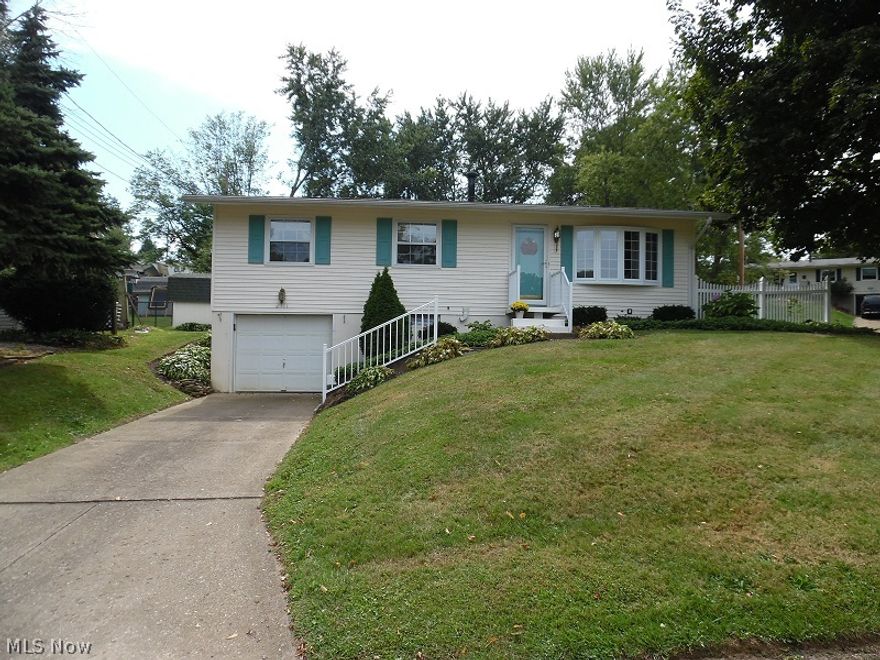 Neat & clean ranch. Just move in your furniture. Interior just repainted. Hardwood floors in bdrms, hallway & liv. rm. Open floor plan. Bay window in liv. rm. Windows have been replaced. A/C new about 5 yrs. ago. Kit. & bathrm. (not original) have been remodeled. 1st floor fam. rm.