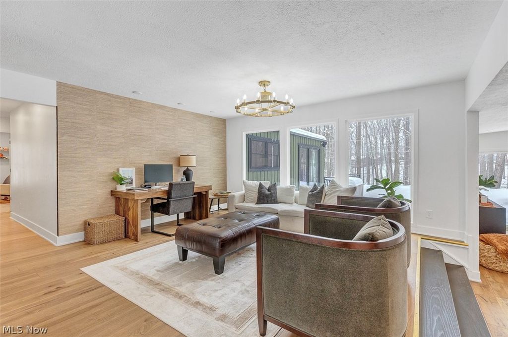 Photo of 12306 The Bluffs Blfs, Strongsville, OH 44136 (MLS # 5185030)