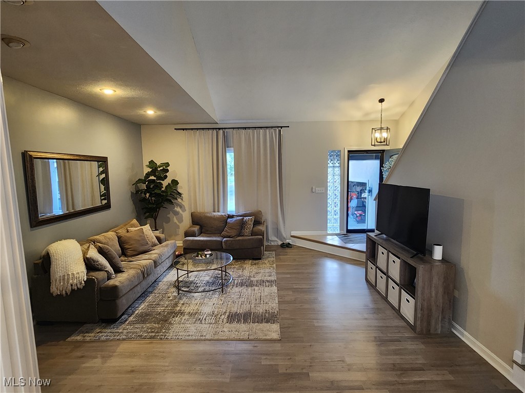 Champion Manor 02 - Residential