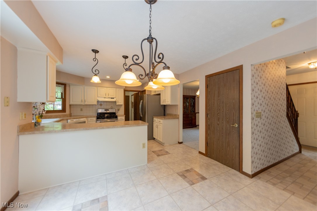 4480 Halle Circle, Massillon, Ohio image 4