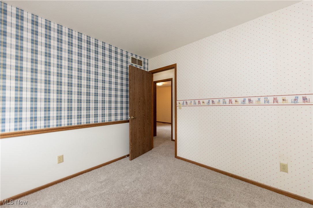 4480 Halle Circle, Massillon, Ohio image 32