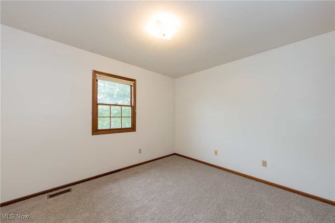 4480 Halle Circle, Massillon, Ohio image 33