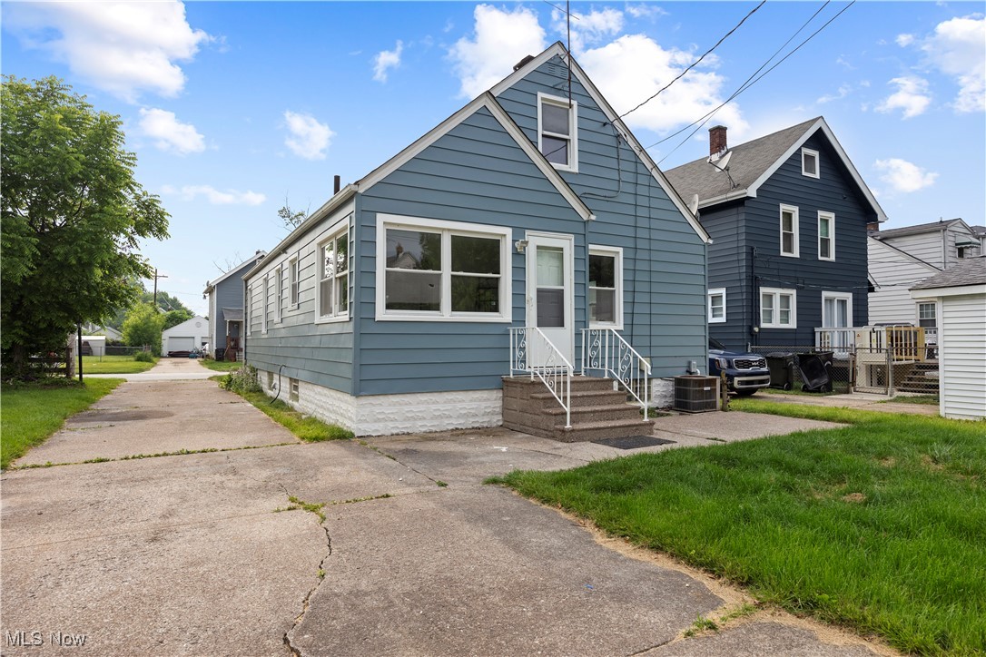 155 Brandtson Avenue, Elyria, Ohio image 6