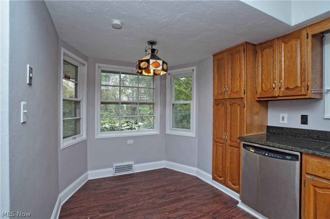 Frst Hill 17 - Residential