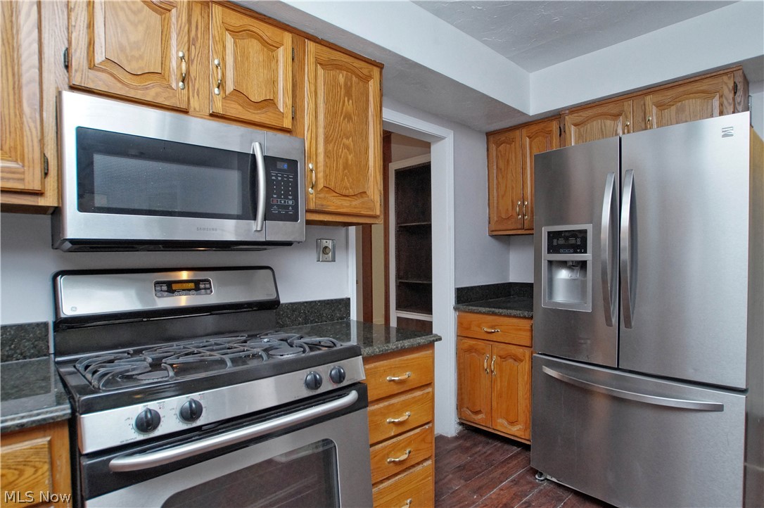 Frst Hill 17 - Residential