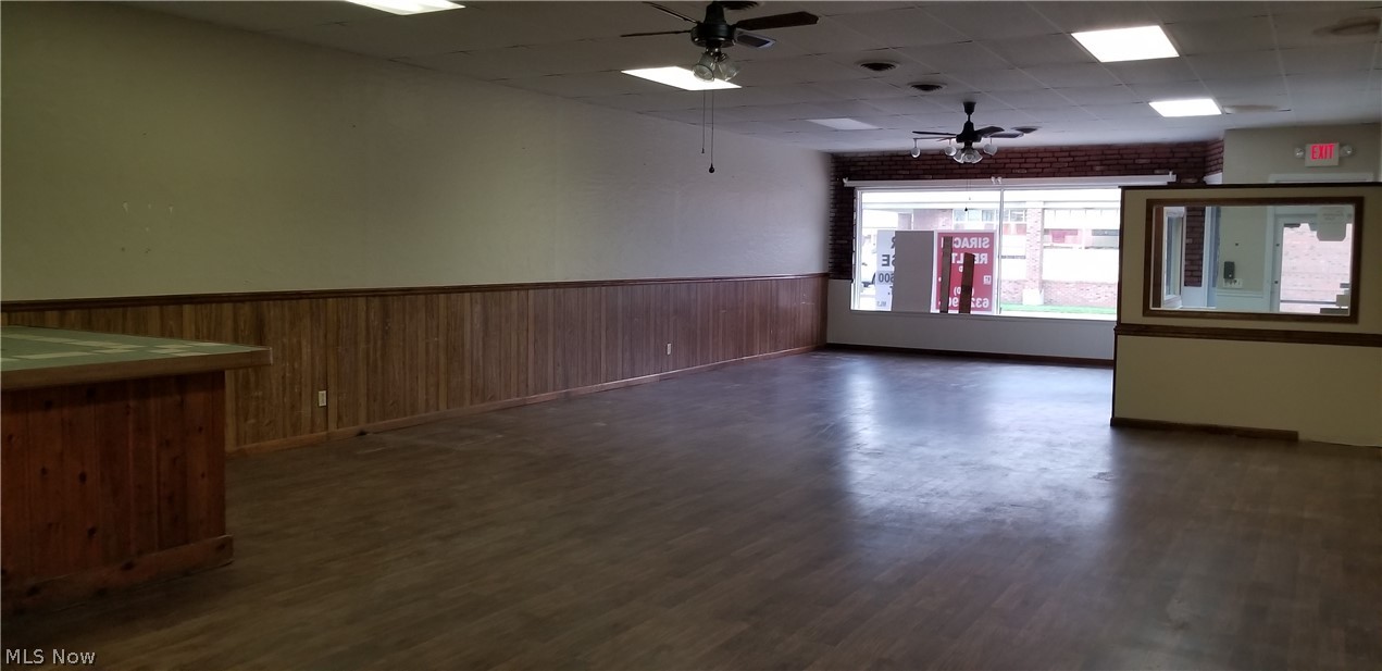 Village/Middlefield - Commercial Lease