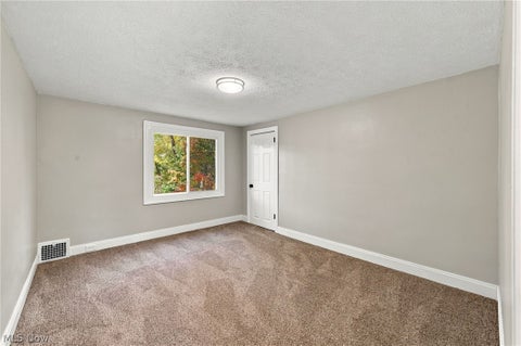 Tiny photo for 120 Levan Drive, Painesville, OH 44077 (MLS # 5257195)
