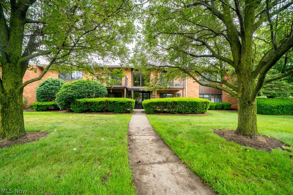 Northwoods Condo - Residential