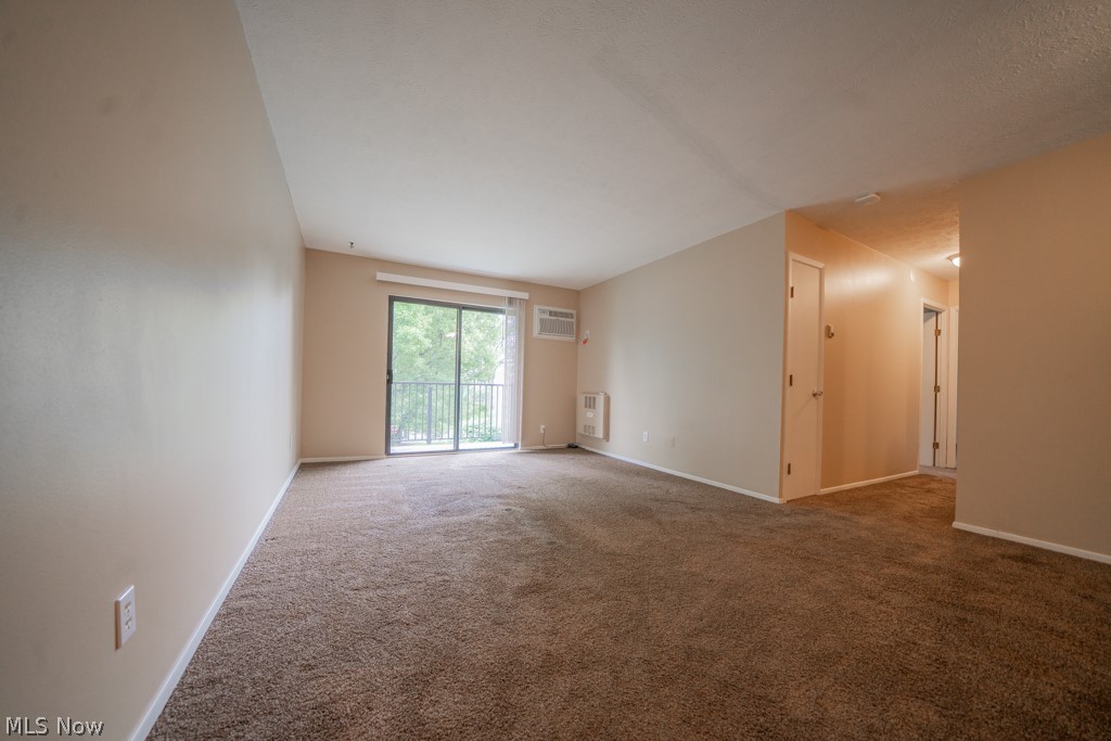 Northwoods Condo - Residential