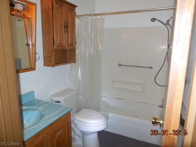 Colonial Heights - Residential Income