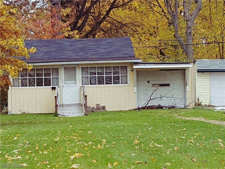 Fixwe upper sold as is and priced to sell fast