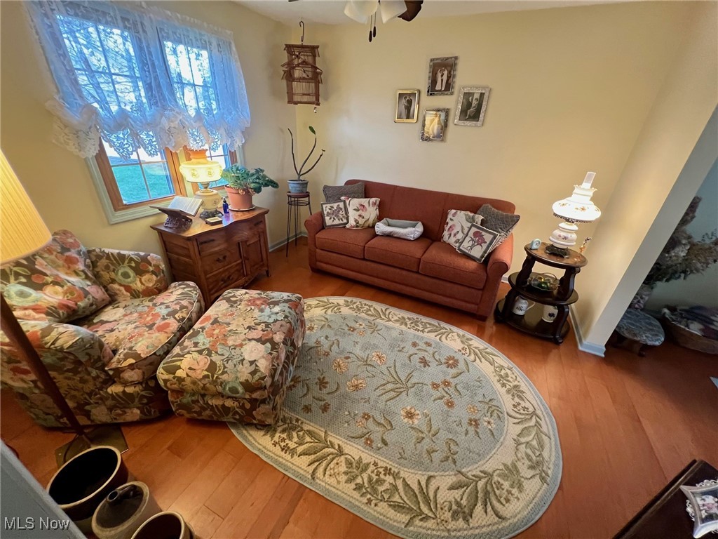 652 Cobblestone Drive, Amherst, Ohio image 4