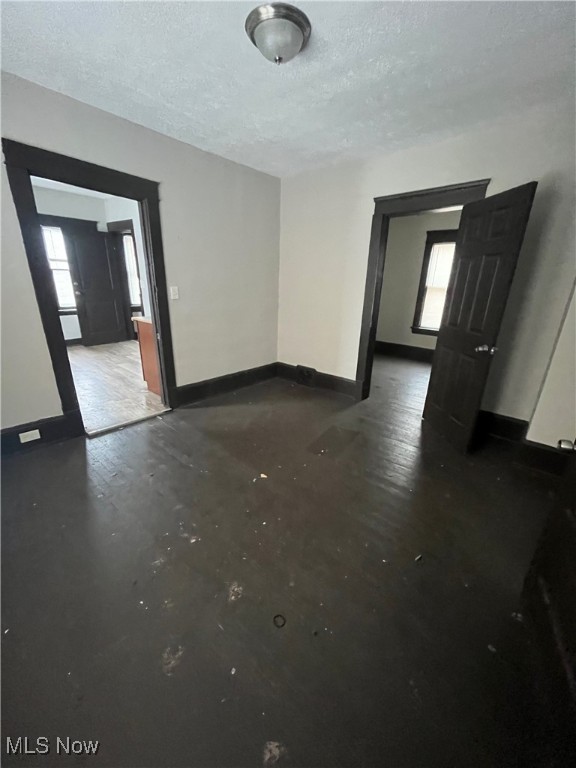 Cleveland, Ohio 44104, United States, 4 Bedrooms Bedrooms, ,2 BathroomsBathrooms,Residential,Pending,20408