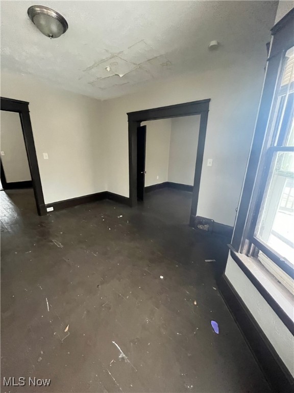 Cleveland, Ohio 44104, United States, 4 Bedrooms Bedrooms, ,2 BathroomsBathrooms,Residential,Pending,20408