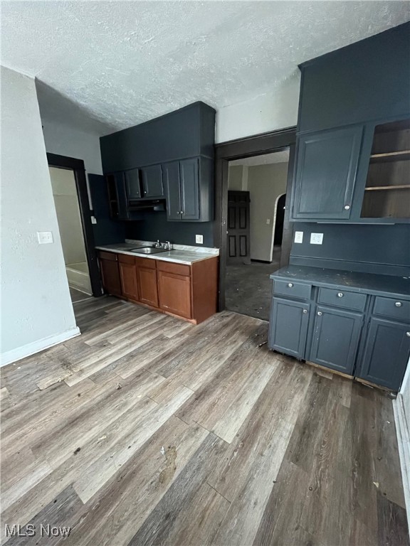 Cleveland, Ohio 44104, United States, 4 Bedrooms Bedrooms, ,2 BathroomsBathrooms,Residential,Pending,20408