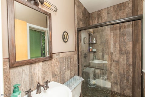 Tiny photo for 7165 Glencairn Drive, Parma, OH 44134 (MLS # 5221400)