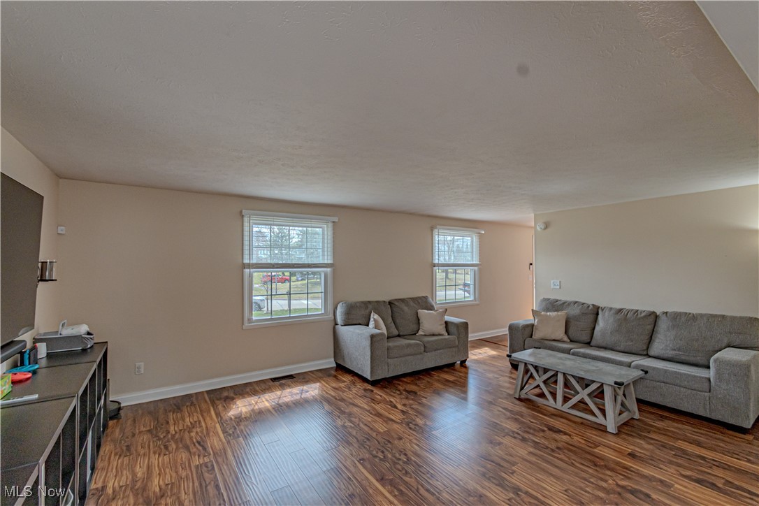 775 Twin Oaks Boulevard, Medina, Ohio image 11