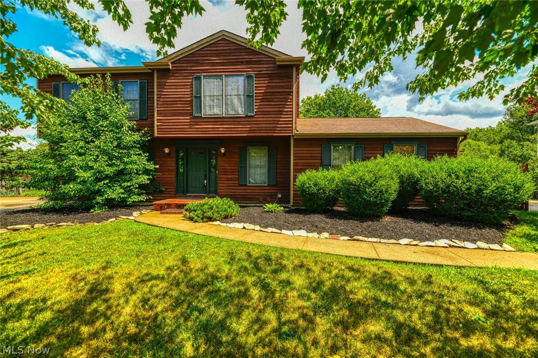 Remodeled throughout within the last 2 years! A fully remodeled kitchen, updated bathrooms, new flooring, fixtures, and fresh paint throughout are only a few up the upgrades completed! Hot water tank, AC, and furnace were all replaced this year! Don't miss out on this property with an amazing master suite, fully fenced in backyard, and tastefully remodeled interior!