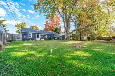 Tiny photo for 385 Race Street, Berea, OH 44017 (MLS # 5256366)