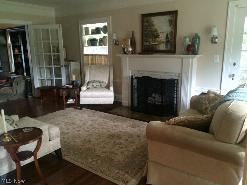 City/Willoughby 13 - Residential