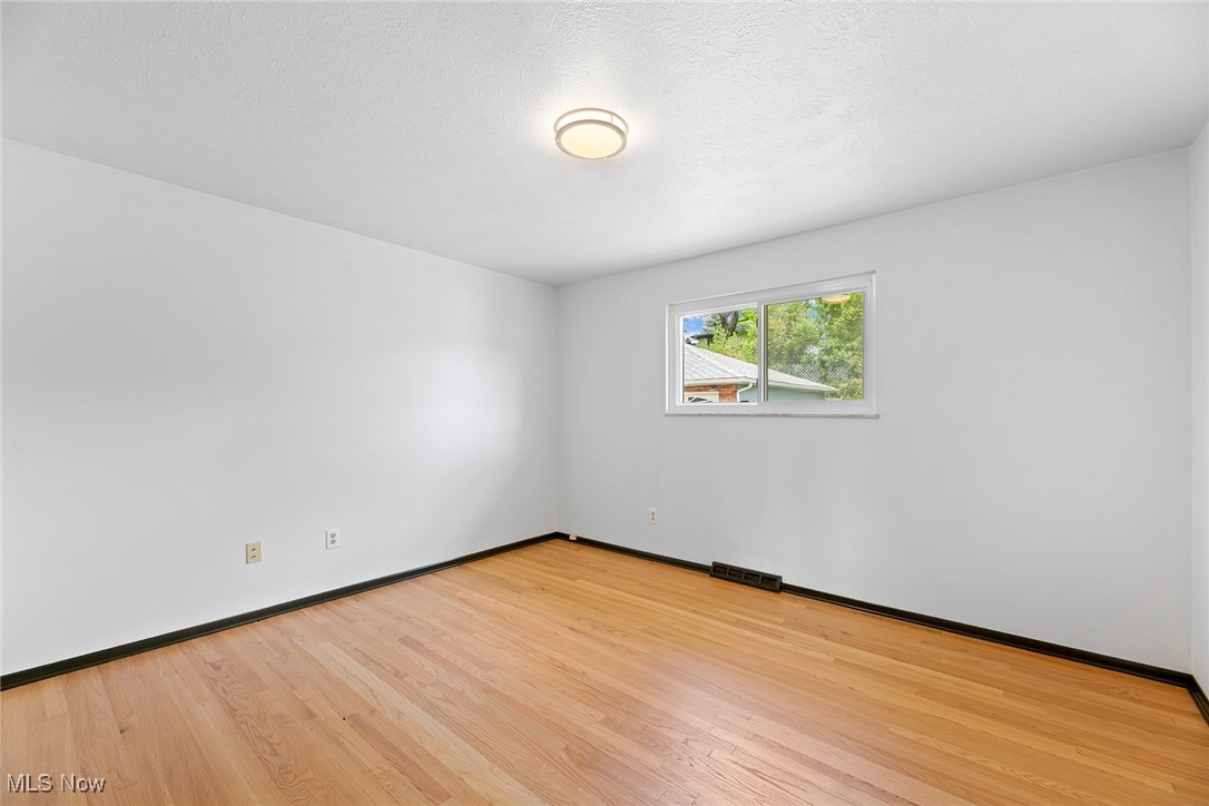 6895 Lalemant Drive, Parma, Ohio image 16