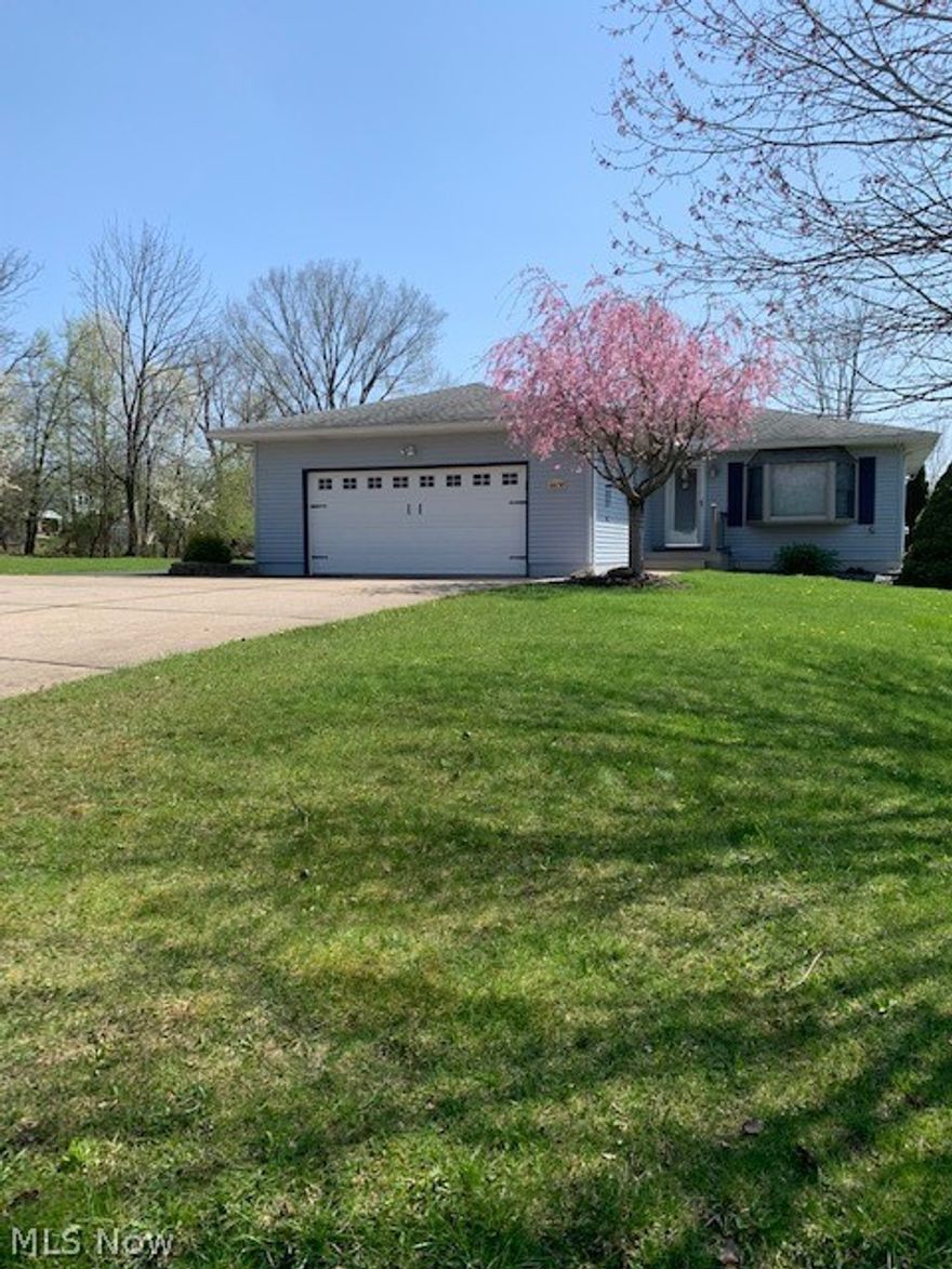 Attention all buyers looking for a custom built ranch with full finished basement and 4 car garage backing to Brunswick green space park! One of a kind property.
Fabulous 3 Bedroom/3 Full Bath ranch with attached 2 car garage and 2 car detached. The spacious living room features a Bay Window. A remodeled kitchen includes custom Hickory cabinets, Granite Island, and stainless-steel appliances. The kitchen, living room and hallway are complemented with beautiful Hickory and Oak floors. Enjoy an updated main bath offering an incredible Handcrafted Hickory vanity. The deluxe owner’s suite is completed with custom tile shower, 2 shower heads, vanity and tile floors. You’ll love the finished basement featuring a large TV area accented with a brick fireplace. All walls are insulated, glass block windows. There is a full shower bath, along with a hobby/ bonus room that incudes a laundry area and walk in storage room. An additional 2 car detached garage has many possibilities. It has electric